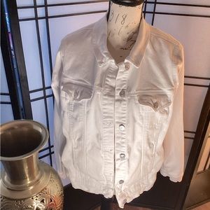 LAREGE GLORIA VANDERBILT WHITE JEAN JACKET